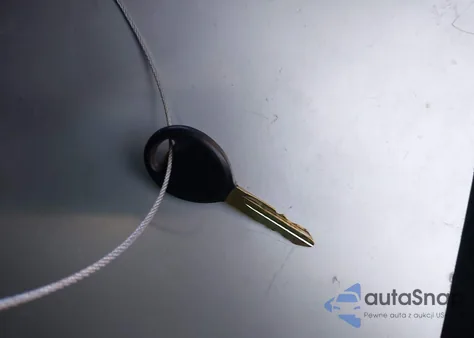 2004 Dodge Dakota Sport/Sxt from USA, damaged, VIN 1D7HG38N44S770105